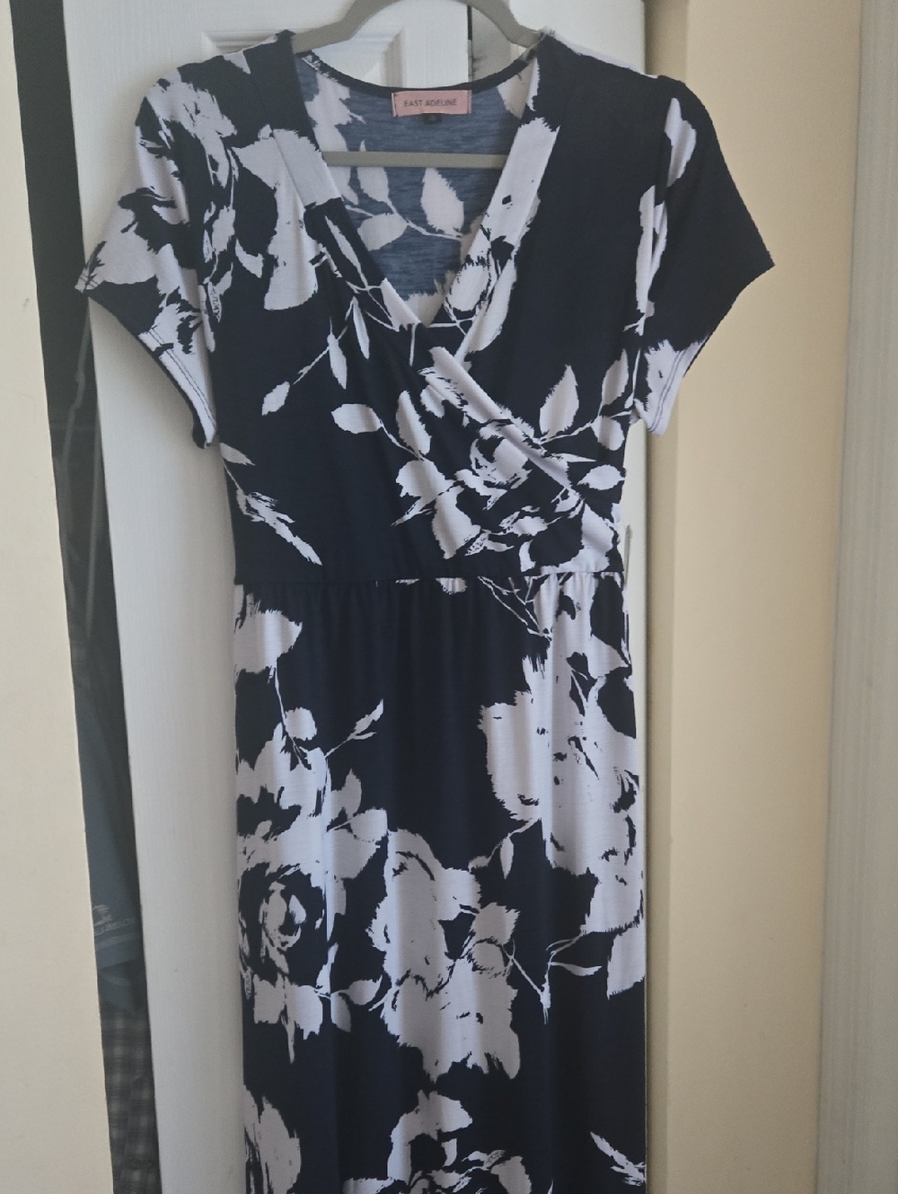 East Adeline Blue & White Floral Tie-Waist Maxi Dress